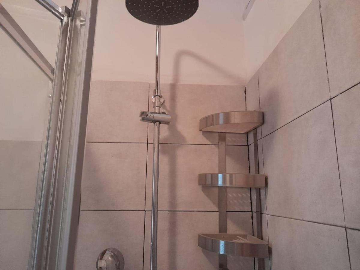 Casa Di Federica Camera Con Bagno Privato Esterno Livorno Ngoại thất bức ảnh